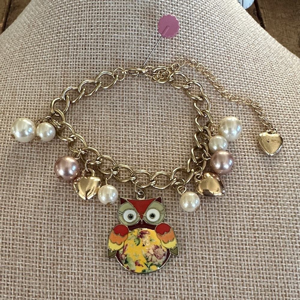 Betsey Johnson Gold Tone Owl Charm Bracelet with Pearls